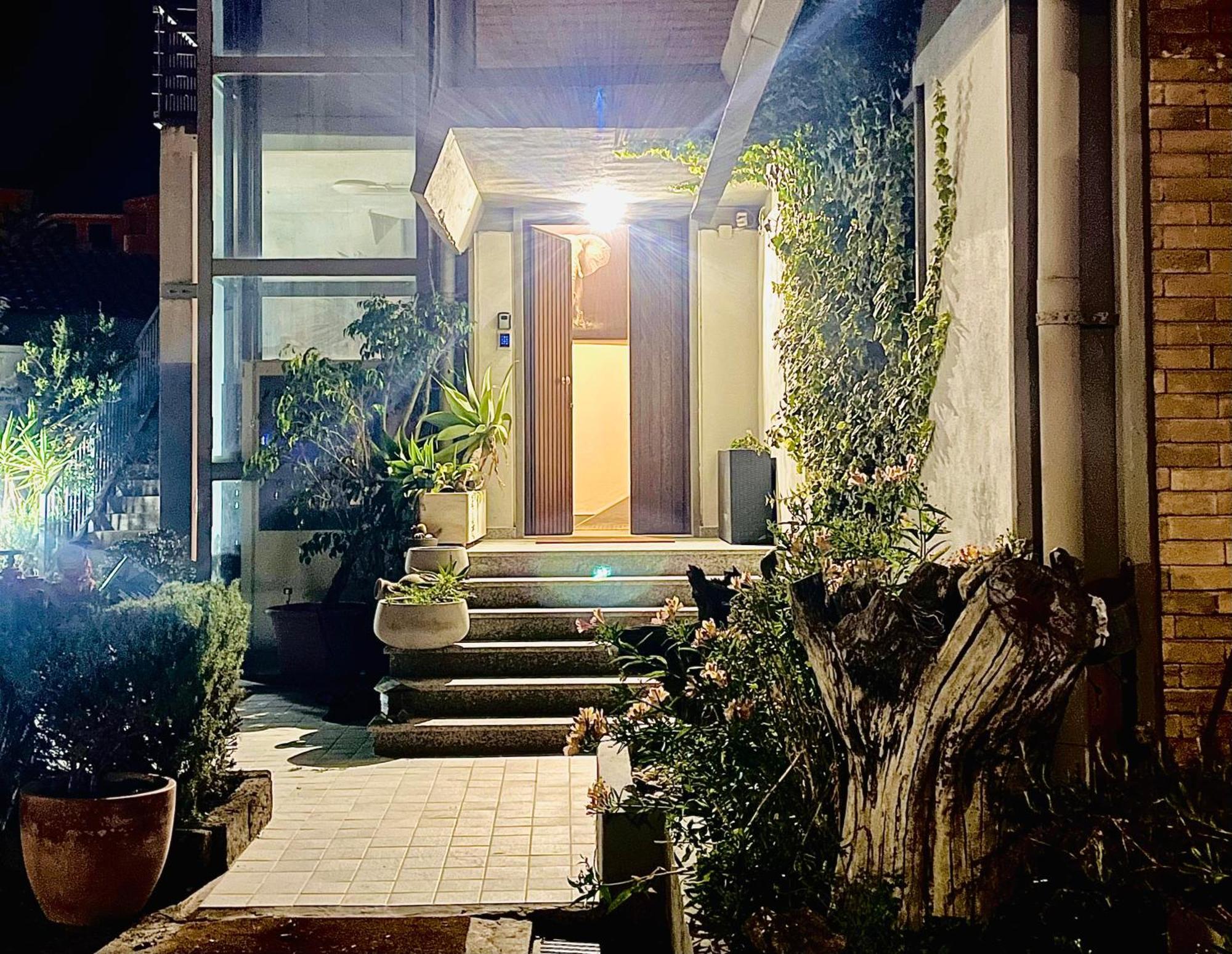 Casa Vacanze I Giardini Iglesias Exterior photo